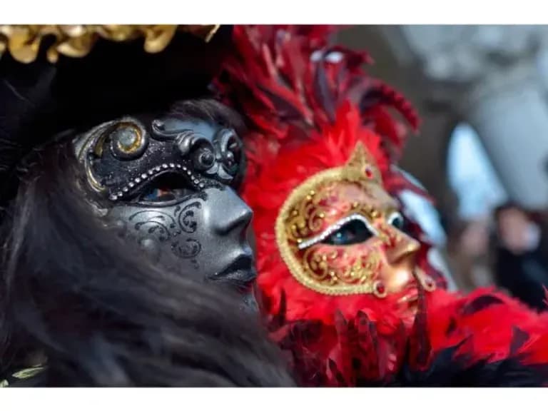КАРТИНА НА СТЕКЛЕ VENICE MASKS 80X120СМ