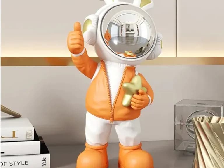 СТАТУЭТКА ASTRONAUT ORANGE