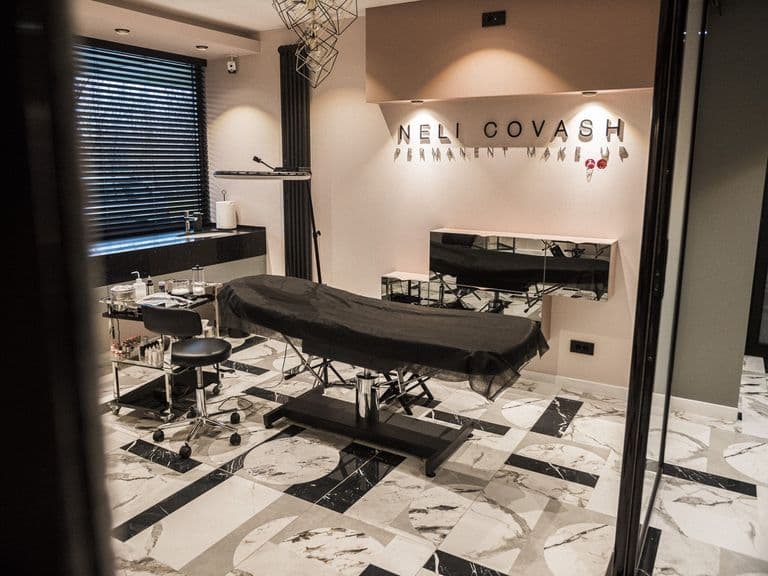 Salon 8